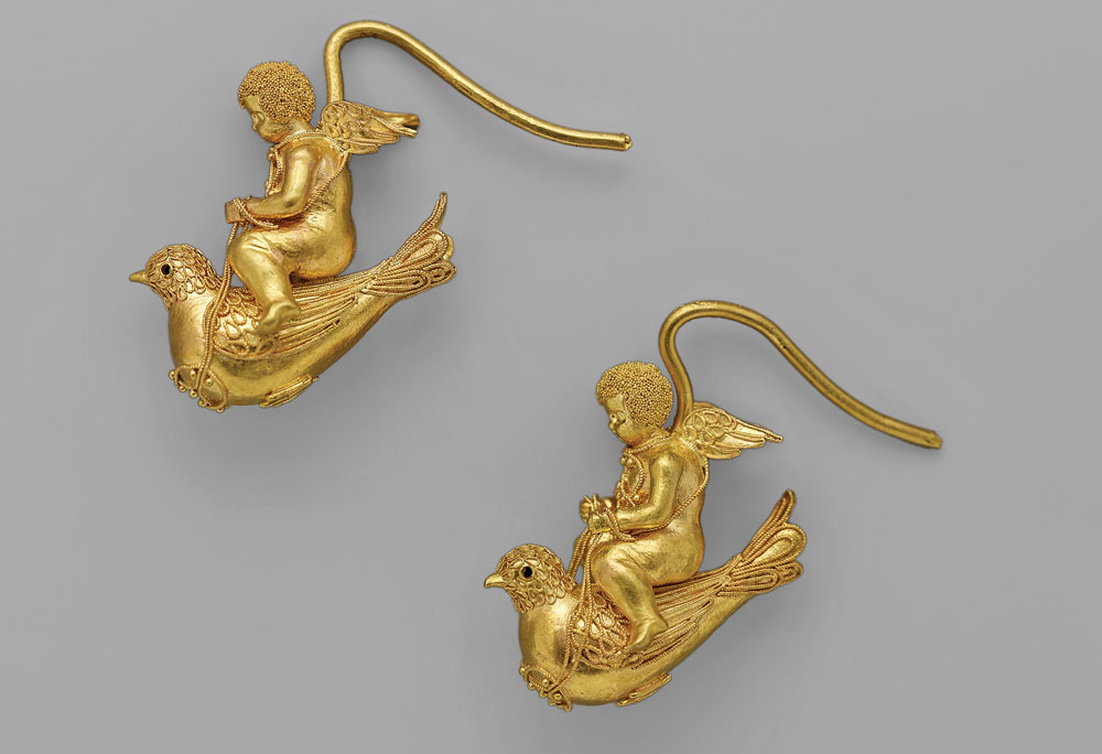 Pair of earrings, attributed to Giacinto Melillo (Italian, 1845–1915), Italy, about 1870–1880. Gold, 11⁄16 x 11⁄16 x 7⁄16 inches. Gift of Edward Jackson Holme (1941 41.917a-b).