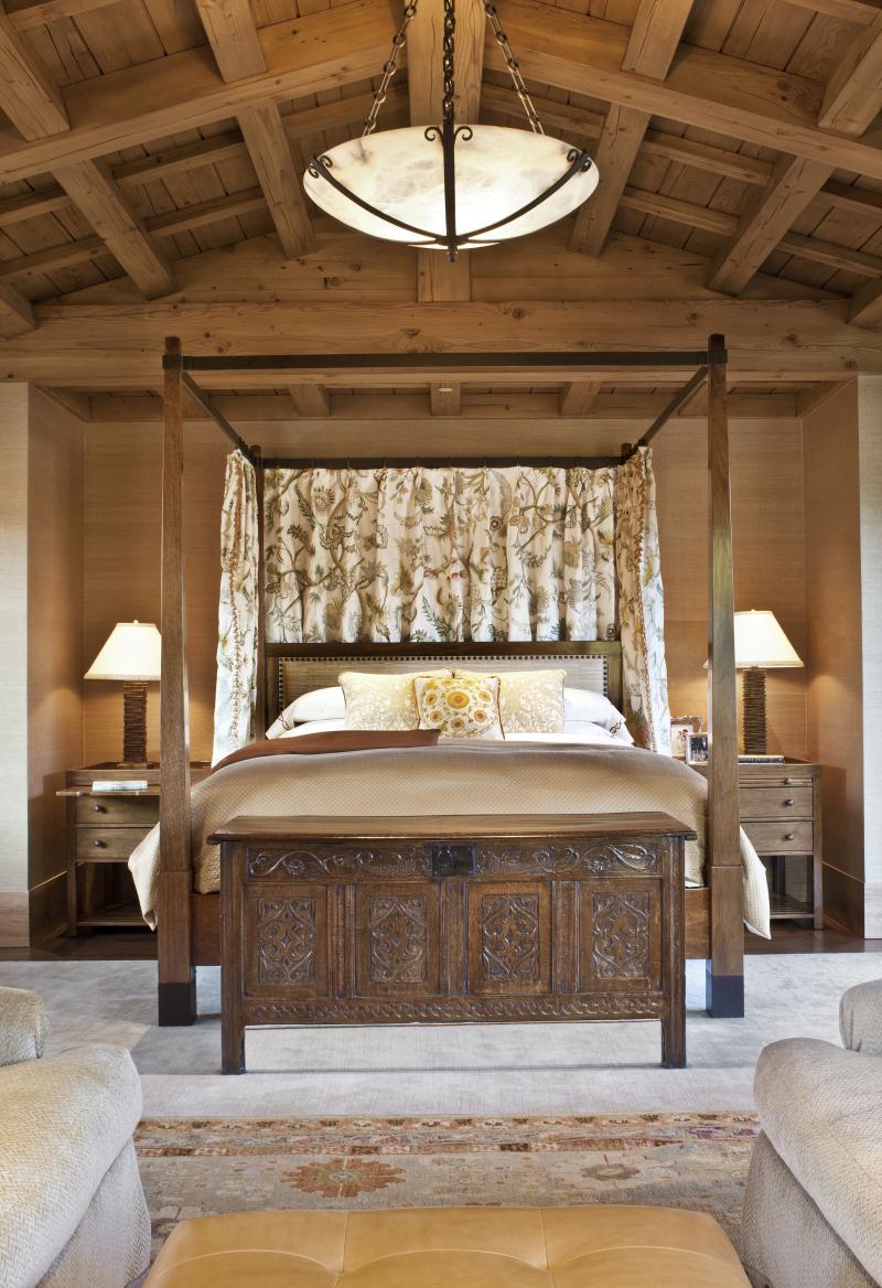 The master bedroom in this home ensures comfort and coziness.