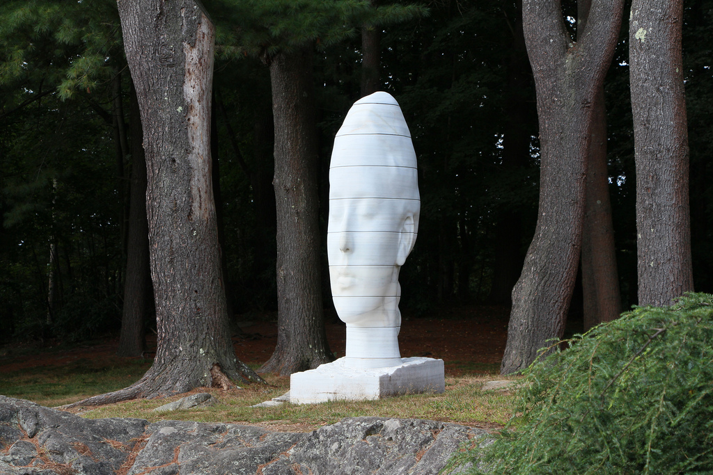 Humming 7, Marble Head, deCordova Museum, Lincoln, MA. Image courtesy of Flickr.