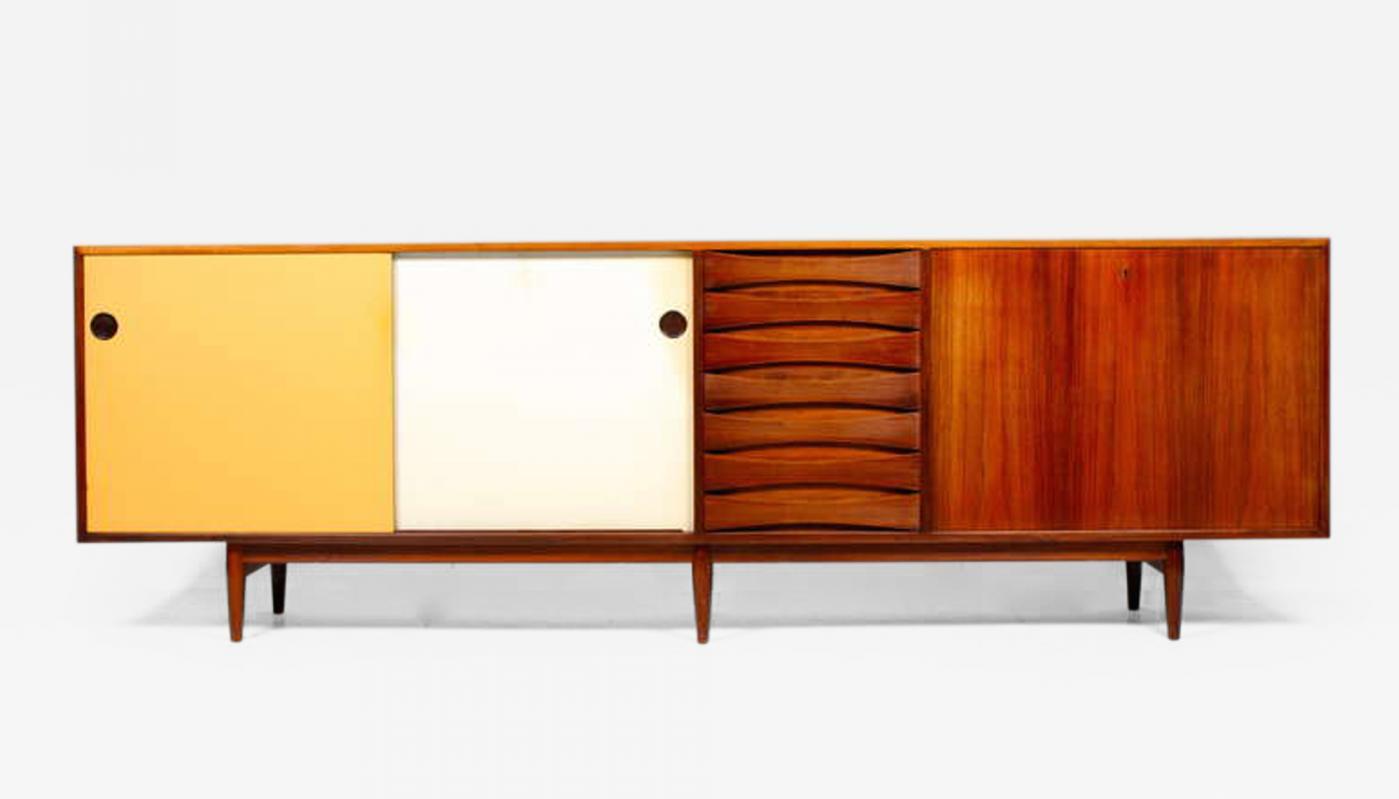 Sideboard by Arne Vodder in Rosewood with colored panels, circa 1950s. Offered by FK-gallery.