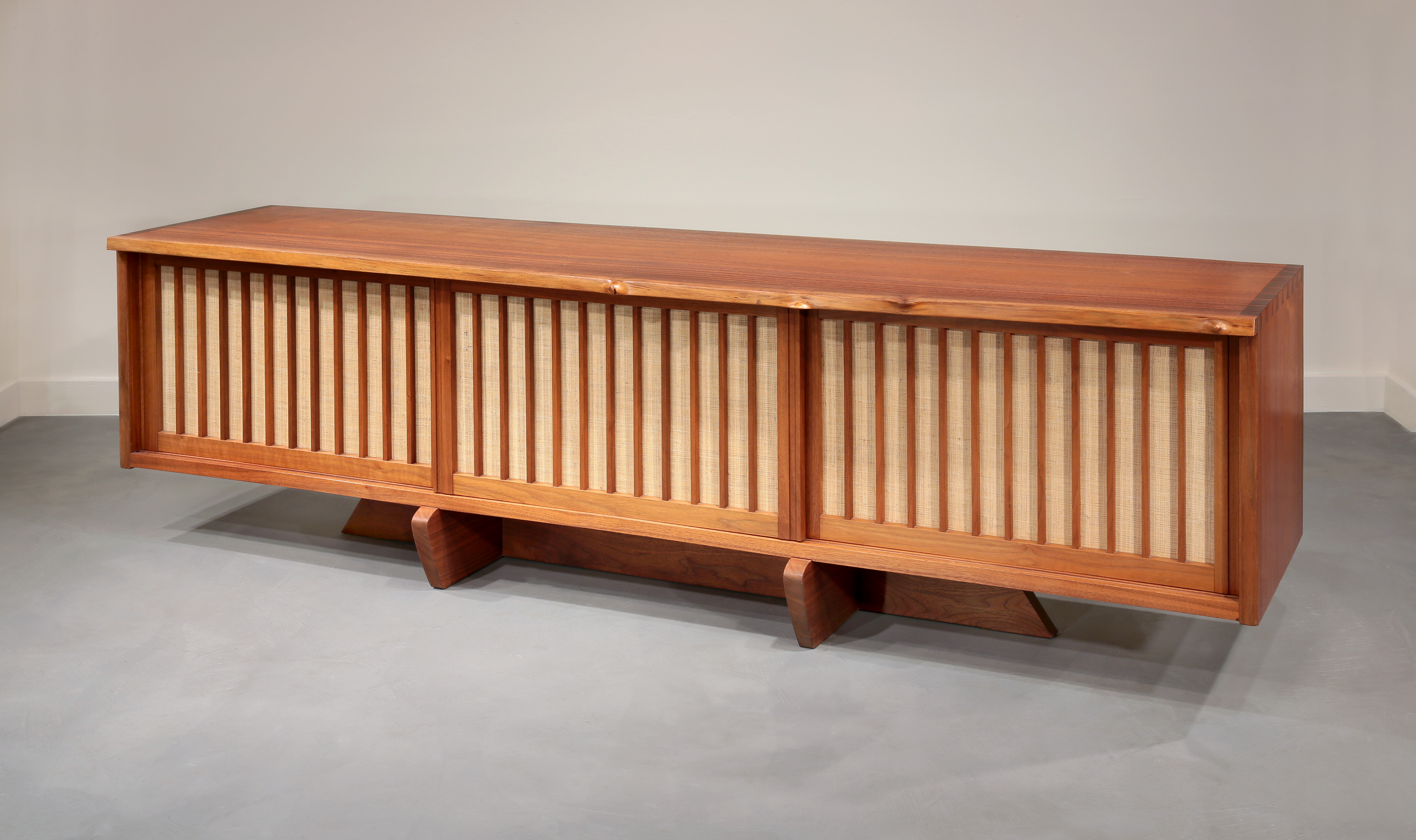 Conoid Room Divider by George Nakashima, 1989. Courtesy of Moderne Gallery.