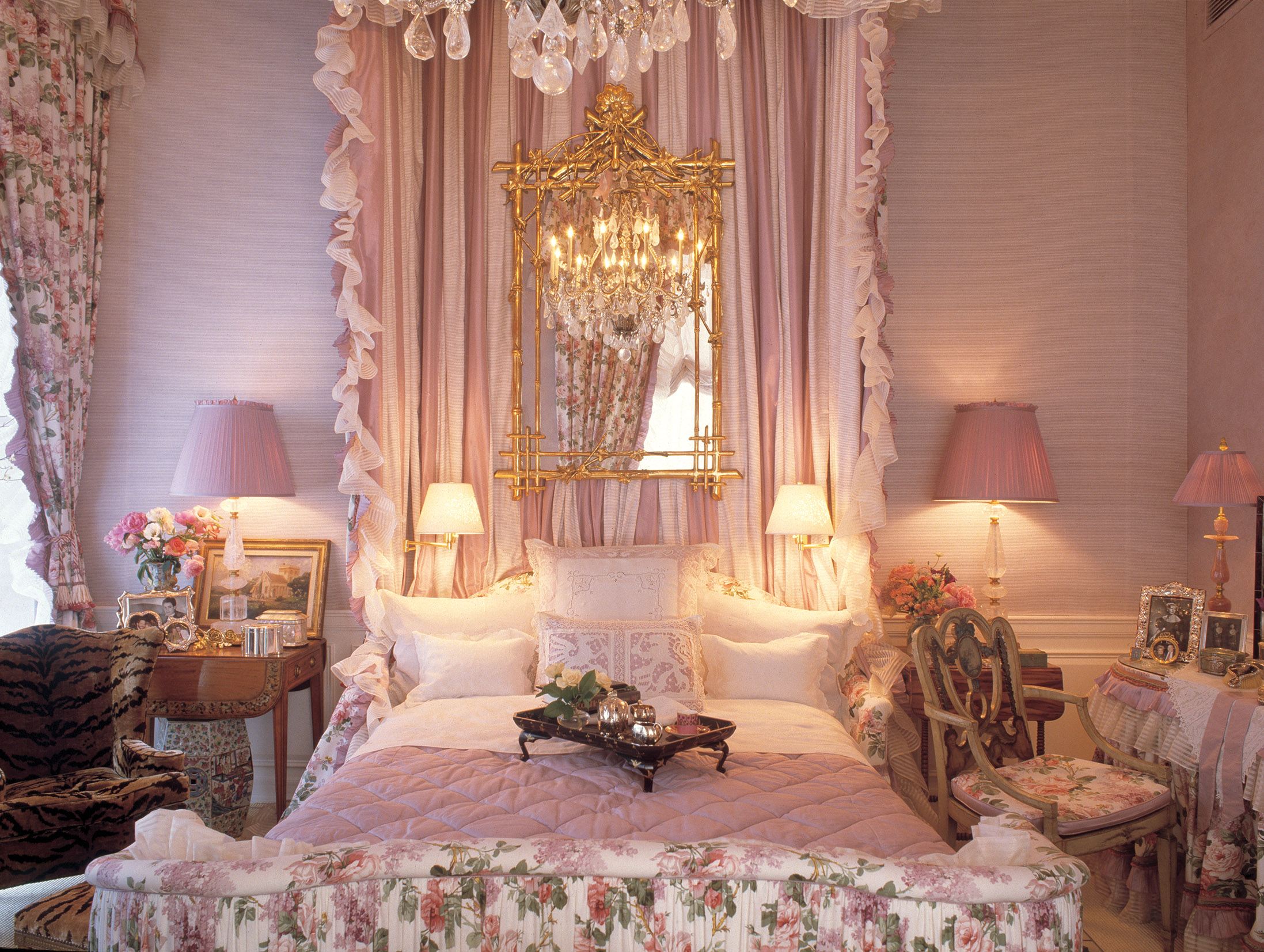 Interior by John Walker Hughes. Photography by Dennis Krukowski.