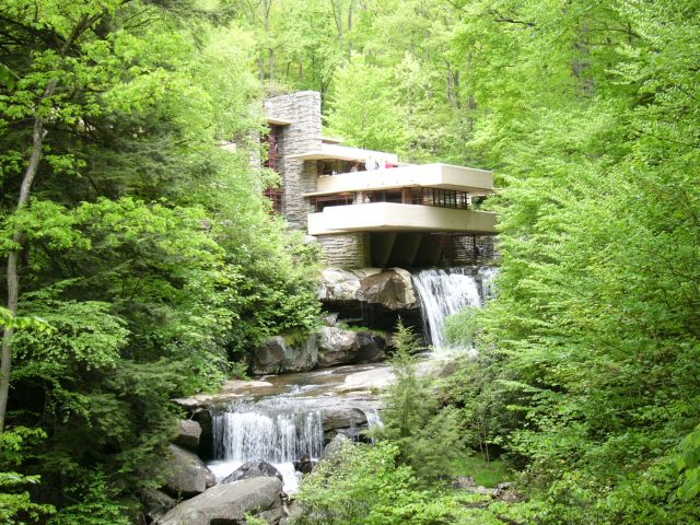 Fallingwater, Mill Run, Pennsylvania. Image courtesy of Wikipedia.