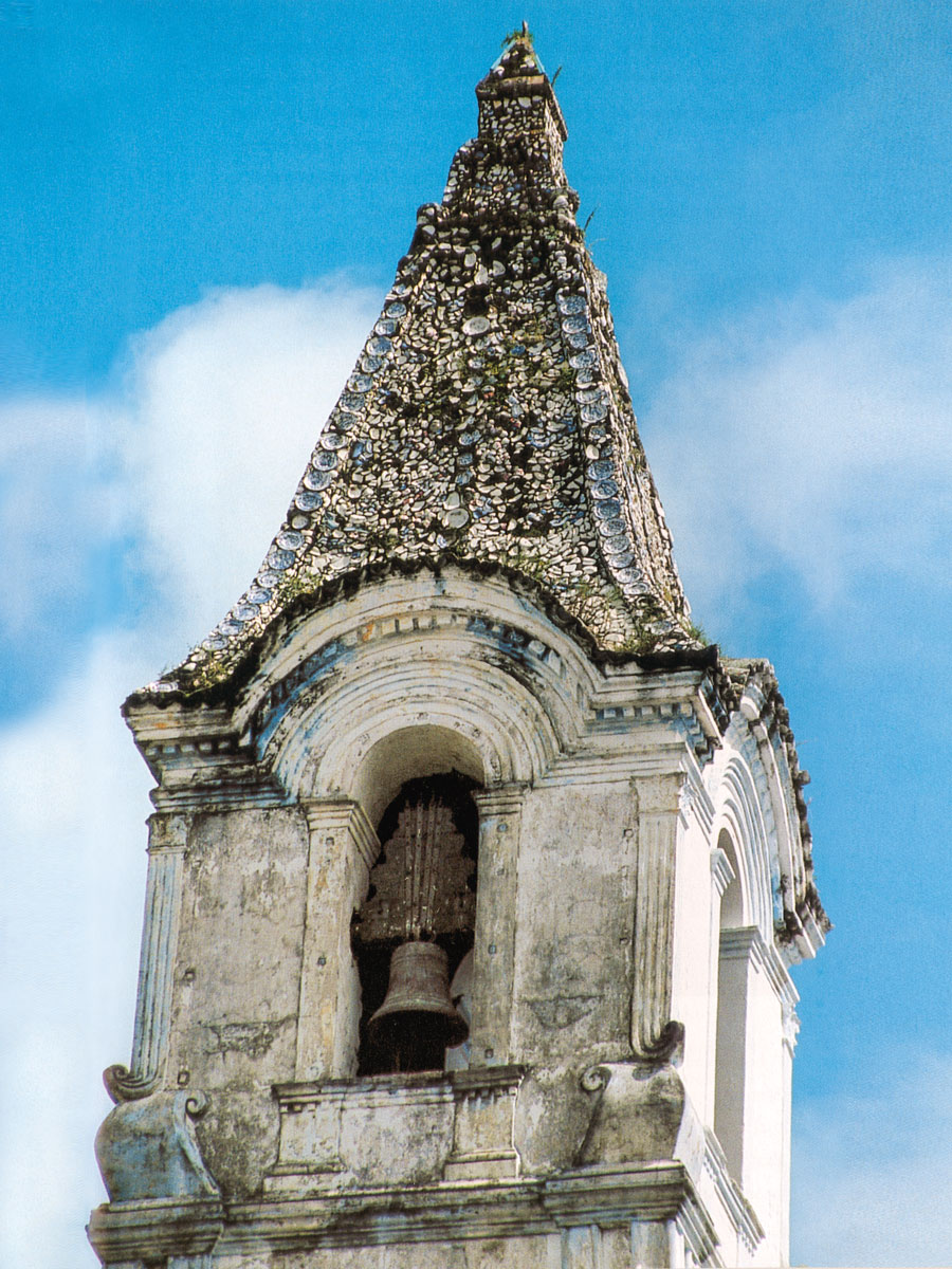 Fig. 2: Church of Nossa Senhora da Conceição do Monte, with steeple encrusted with Chinese porcelains, Cachoeira, Brazil, 18th century. Photography by Gauvin Alexander Bailey.