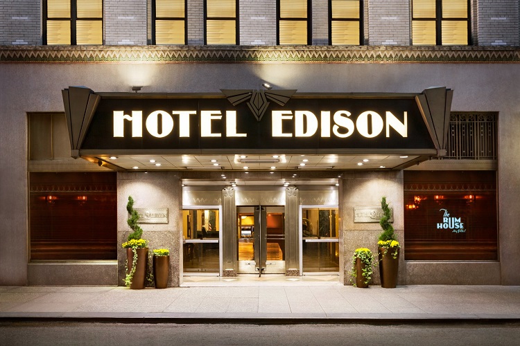 Hotel Edison, in New York City. Image courtesy of Triumph Hotels.